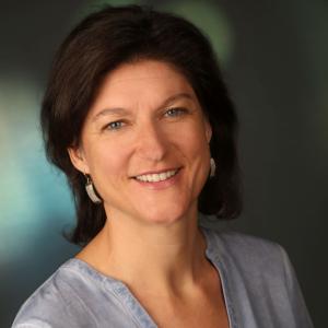 Portrait of Ulrike Sengseis, MSc, MBA